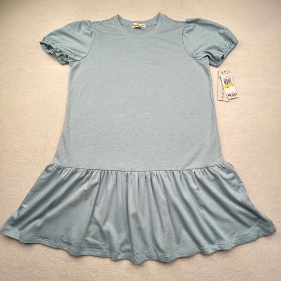 Kingston Grey Dresses & Skirts - Kingston Grey Women's Juniors' Short Sleeve Drop Waist T-Shirt Dress Size Med